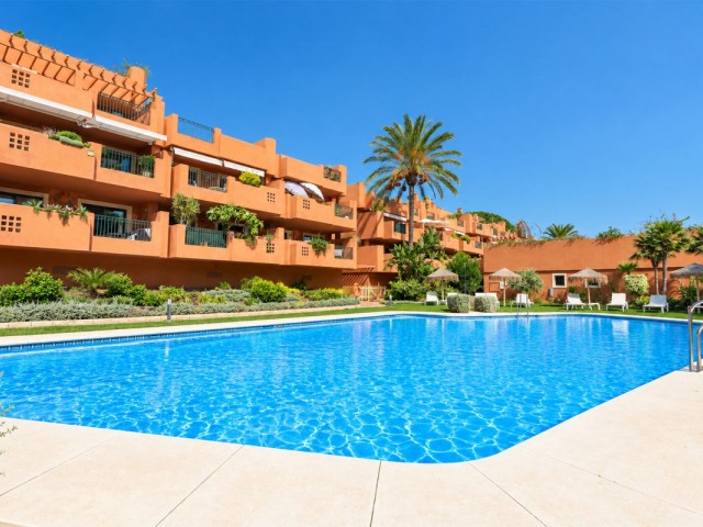 2 Bedrooms Apartment in Cabopino