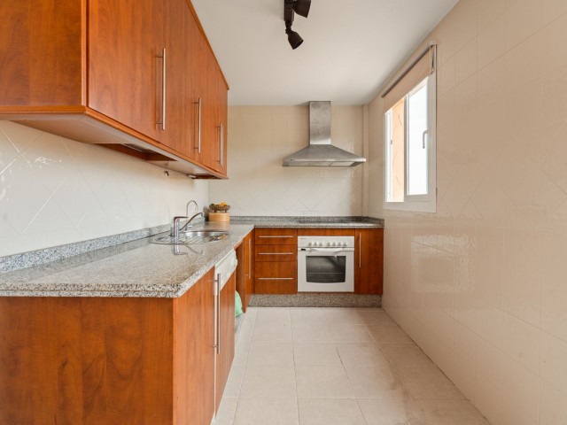 2 Bedrooms Apartment in Elviria