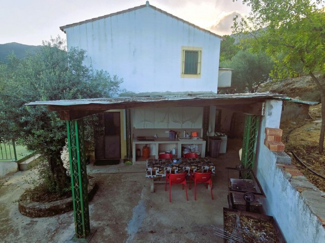Villa avec 4 Chambres  à Ojén