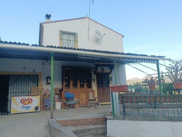 Villa avec 4 Chambres  à Ojén