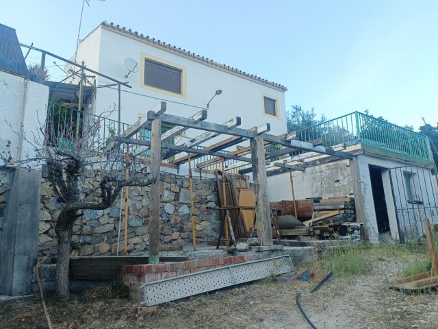 Villa avec 4 Chambres  à Ojén