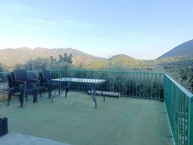 Villa avec 4 Chambres  à Ojén
