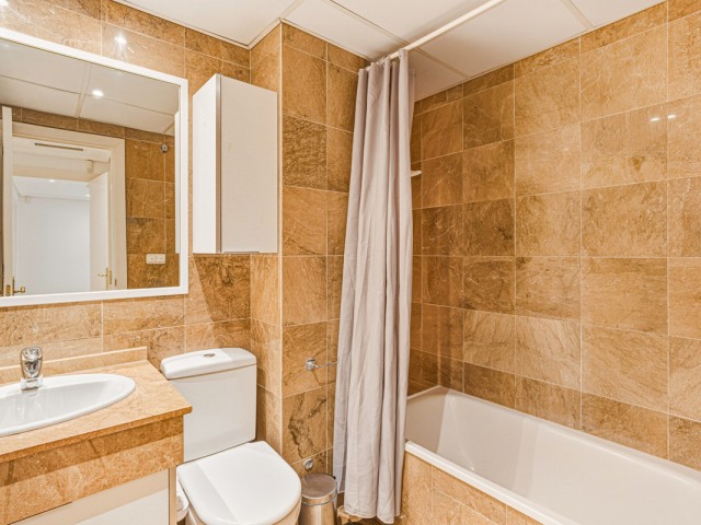 2 Bedrooms Apartment in The Golden Mile