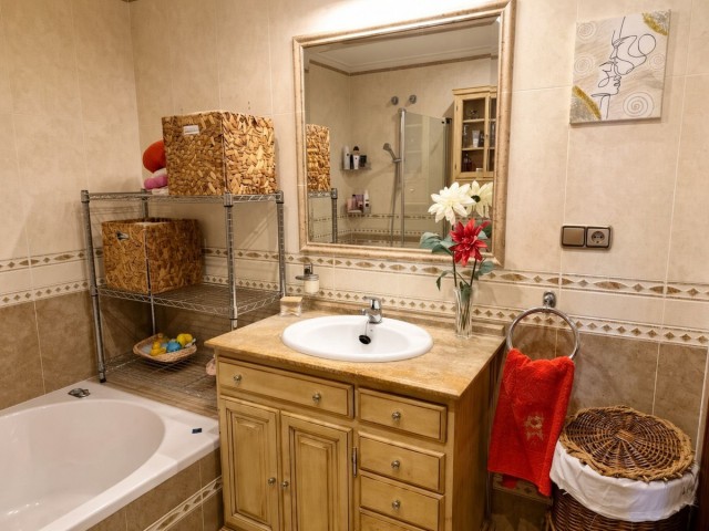 Penthouse in Estepona