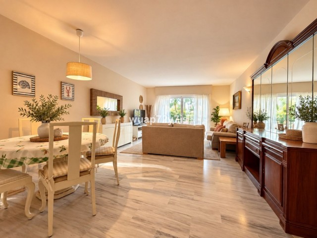 Appartement avec 3 Chambres  à Costalita