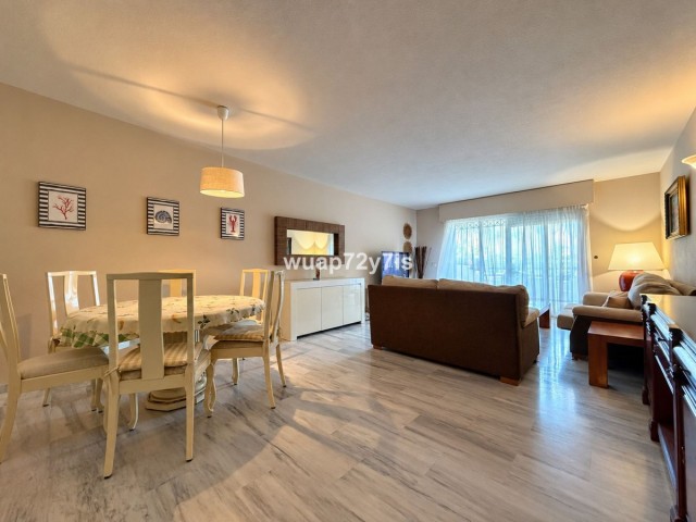Appartement avec 3 Chambres  à Costalita