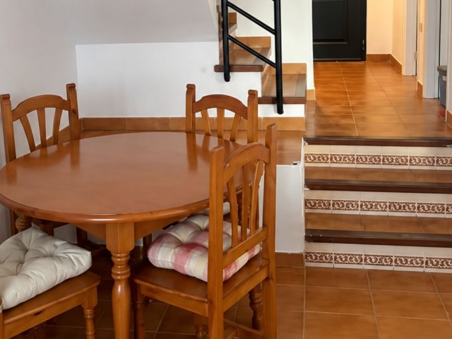 4 Bedrooms Townhouse in Casares