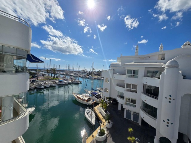 2 Bedrooms Apartment in Benalmadena