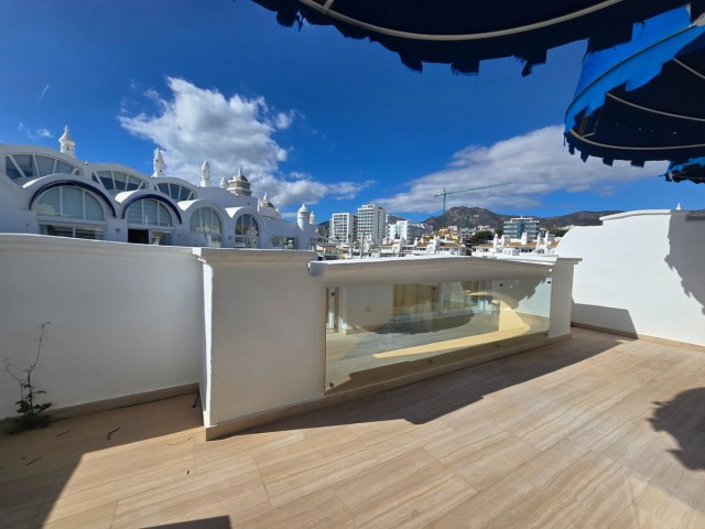 2 Bedrooms Apartment in Benalmadena
