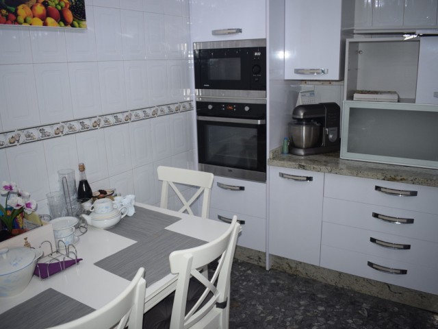 Maison mitoyenne avec 3 Chambres  à Málaga Centro