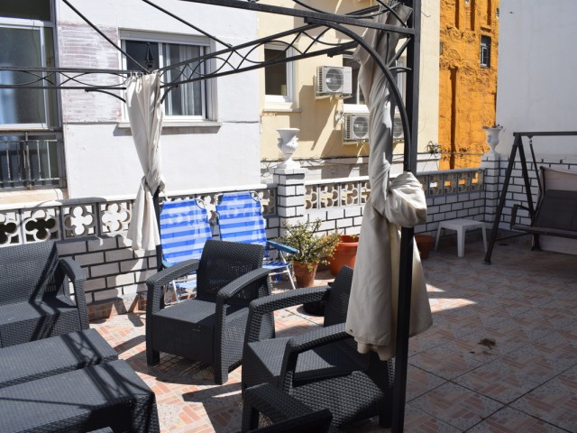 Maison mitoyenne avec 3 Chambres  à Málaga Centro
