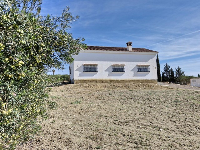 4 Soveroms Villa i Alhaurín el Grande