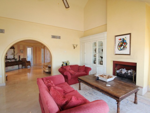 Penthouse avec 4 Chambres  à Sotogrande Puerto