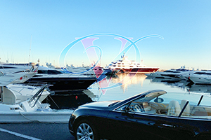 En av verdens største og mest luksuriøse yachter fortøyd i Puerto Banus